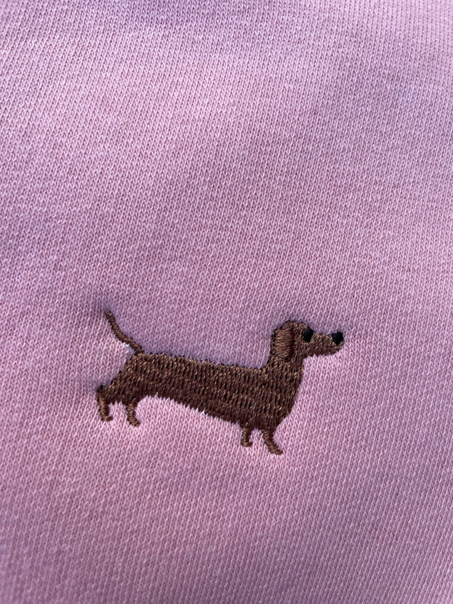 Sweatshirt mit Dackel-Stick - tierly-Kollektion - Bekleidung & Accessoires