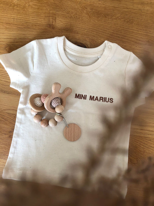 Baby T-Shirt mit individuellem Stick (0-3 Jahre) - tierly-Kollektion - Bekleidung & Accessoires